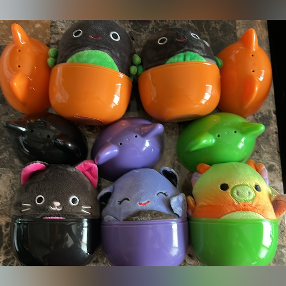 Set of five Halloween squishmallows cat pig bat two spiders